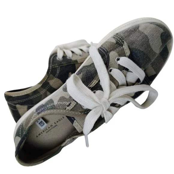 American Eagle Camouflage Platform Sneakers | Size 6 | Camo Canvas Lace-Up - Picture 5 of 6